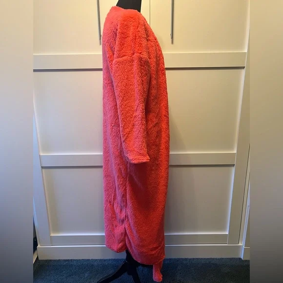 Fuzzy 3 Piece Loungewear Set Size S NWOT - Picture 5 of 7